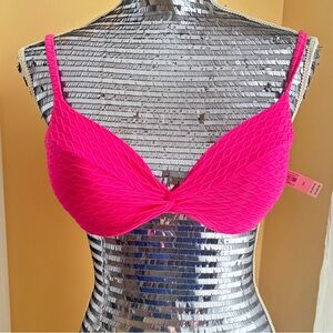 NWT Victoria Secret 32D Twist Front Push Up Bikini Top Underwire Textured Pink